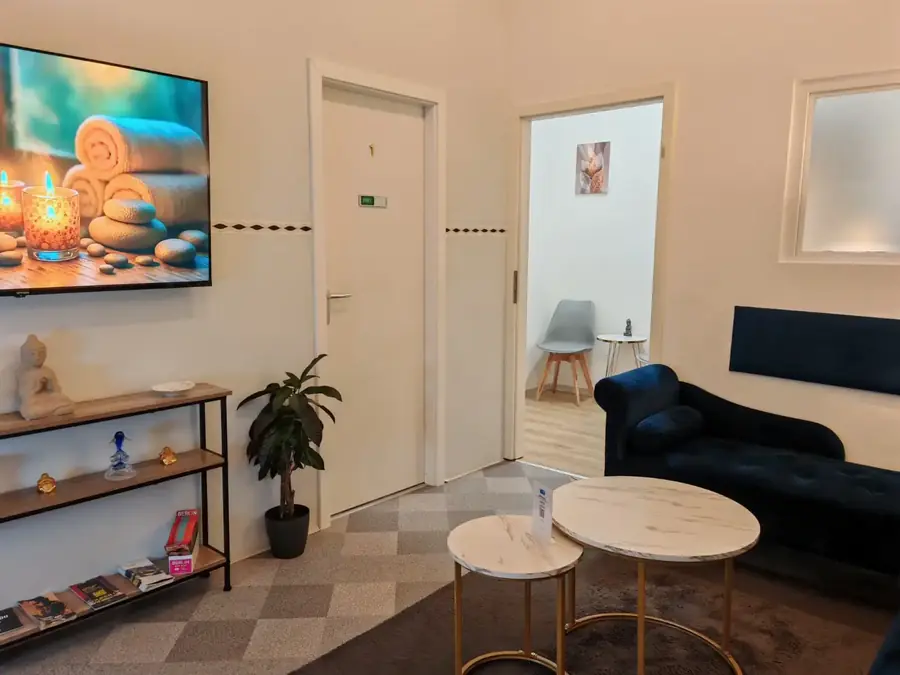 High-quality equipped treatment room